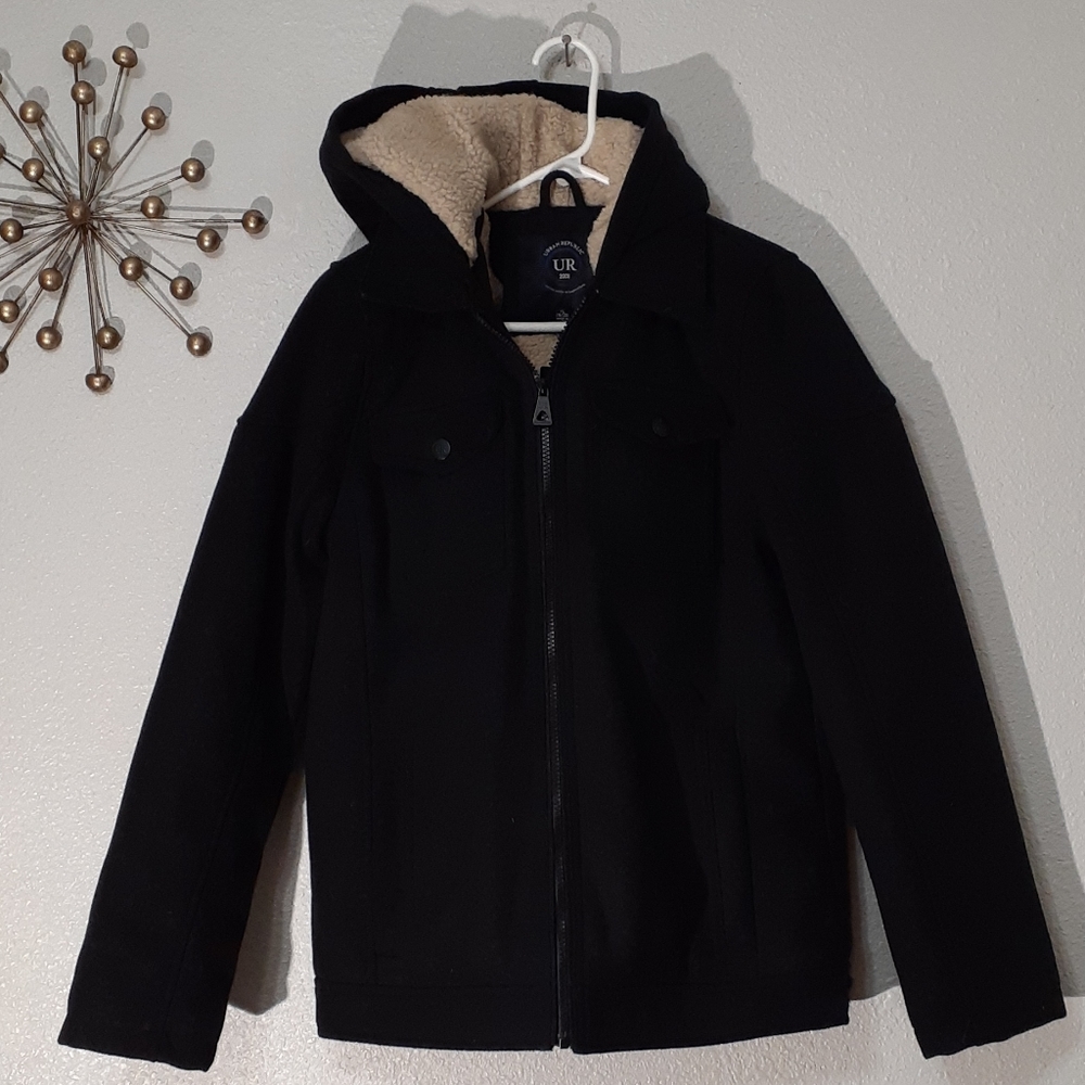 Urban Republic Sherpa line jacket xl